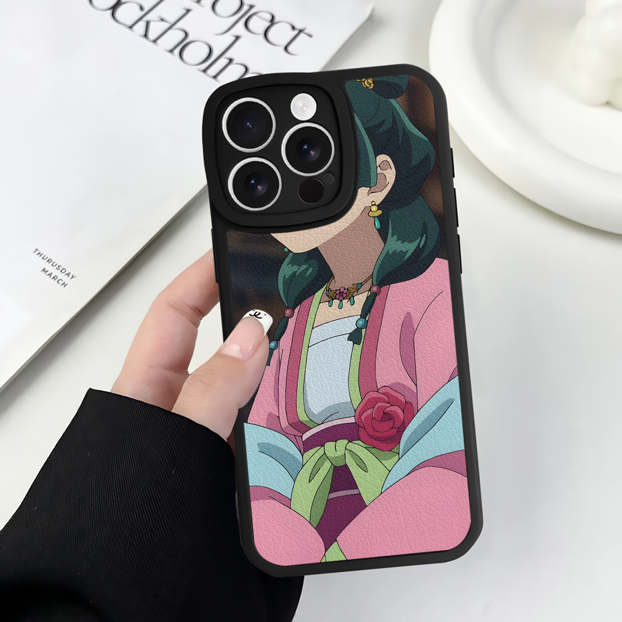 薬屋のひとりごと The Apothecary Diaries 【iPhone 16シリーズ対応】シリコンスマホケース（レザー調） 材質：シリコン